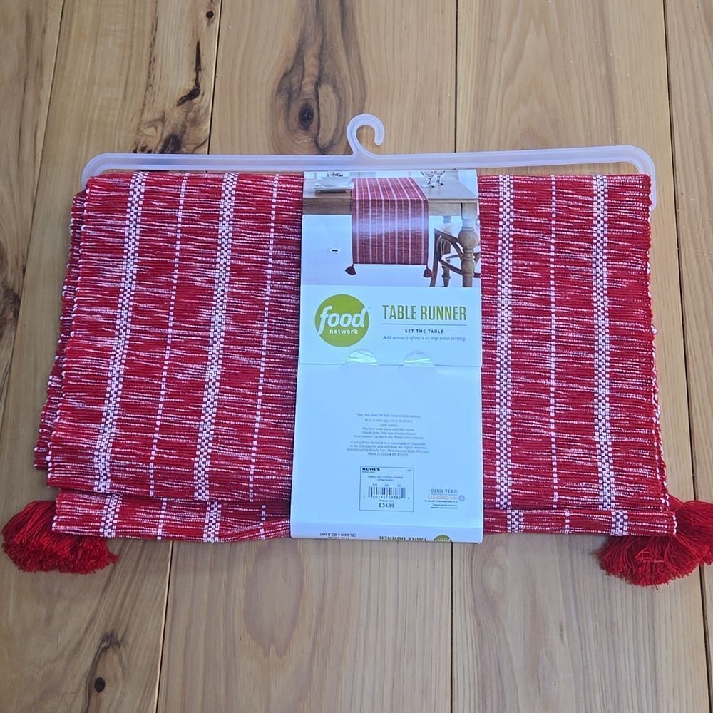 FOOD NETWORK TABLE RUNNER, RIBBED RED STRIPED WITH TASSLES - NEW - Picture 5 of 8